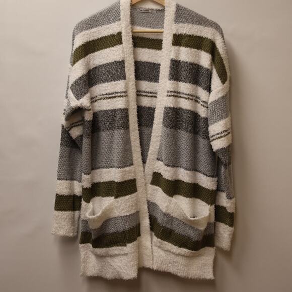 Stitch Fix Pink Clover Women's Millicent Size Medium Tunic White Green Gray - Picture 13 of 13